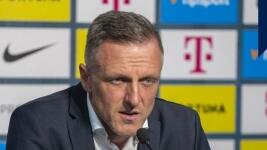 trenér kozel Fu-bwEUWcAEVkGJ